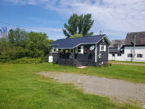 86 Houlton Rd, Danforth, ME 04424 photo 1