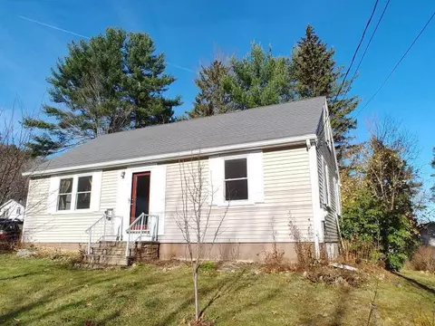 7 Murdock St, Augusta, ME 04330 photo 1