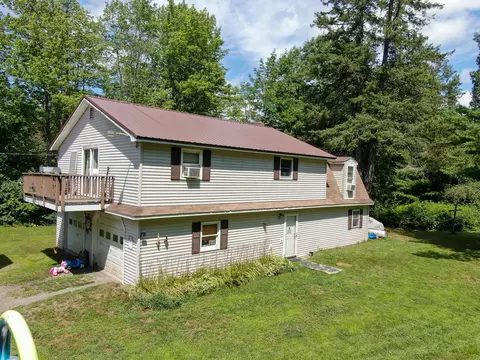 802 Main St, Corinth, ME 04427 photo 1