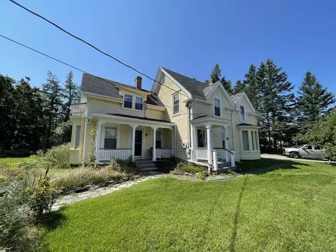 84 N Main St, Milbridge, ME 04658