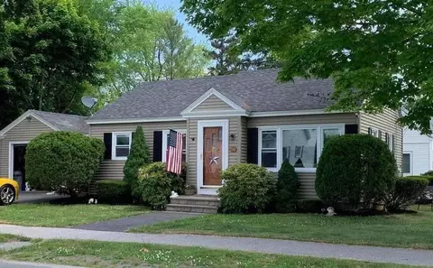 90 Silk St, Brewer, ME 04412 photo 1