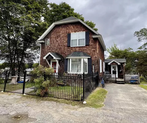 95 Highland Ave, Millinocket, ME 04462 photo 1