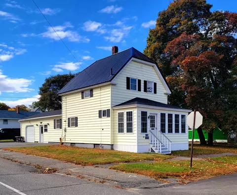 114 Lincoln St, Millinocket, ME 04462 photo 1