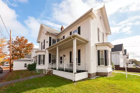 36 Rochester St, Berwick, ME 03901