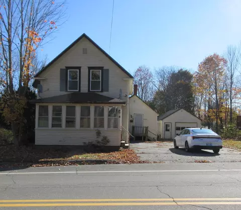 98 Main St, Dexter, ME 04930 photo 1