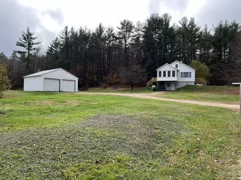 622 Dickvale Rd, Peru, ME 04290 photo 1