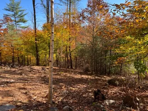 L29, Winthrop, ME 04364