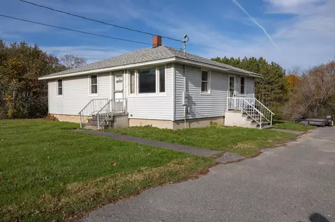 1069 Ohio St, Bangor, ME 04401 photo 1