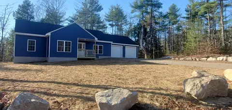 61 Destinee Ln, Naples, ME 04055
