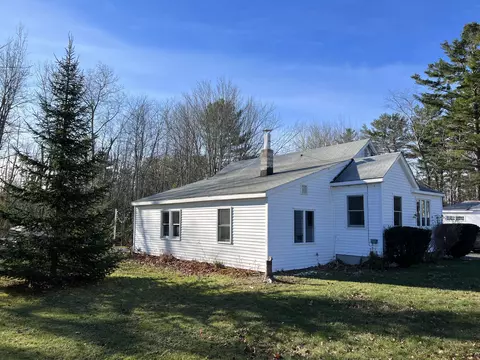 201 Eastern Ave, Brewer, ME 04412 photo 1