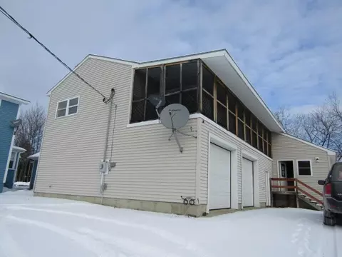 277 Highland Ave, Millinocket, ME 04462 photo 1