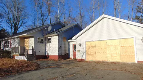 43 Massachusetts Ave, Millinocket, ME 04462 photo 1