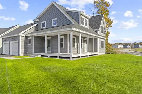 1 Paulsen Dr, Scarborough, ME 04074