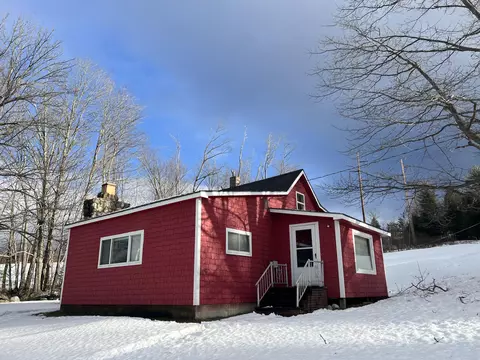 450 Valley Rd, Peru, ME 04290 photo 1