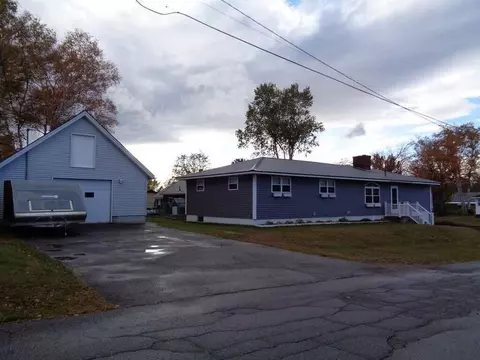 34 Connecticut Ave, Millinocket, ME 04462 photo 1