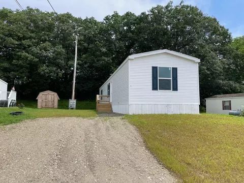 5 Brooke Ave, Belfast, ME 04915