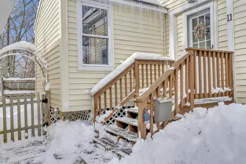 11 Dummer Street Ct, Bath, ME 04530 photo 1