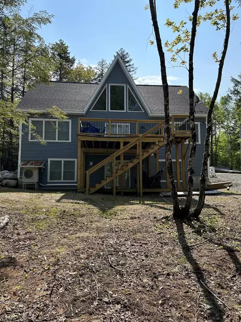 97 E Smith Pond Rd, Millinocket, ME 04462