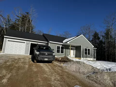 62 Destinee Ln, Naples, ME 04055