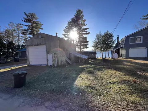113 Birch Tree Dr, Hudson, ME 04449 photo 1