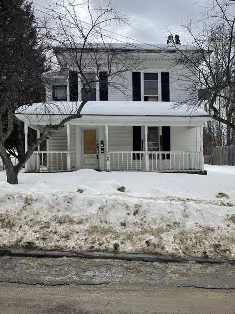 15 Maple St, Dexter, ME 04930 photo 1