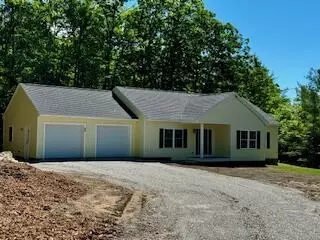 66 Destinee Ln, Naples, ME 04055