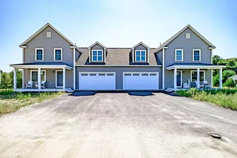 43 Windswept Dr #17, Gorham, ME 04038
