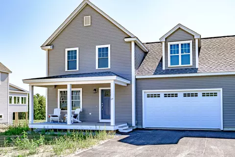 45 Windswept Dr #18, Gorham, ME 04038