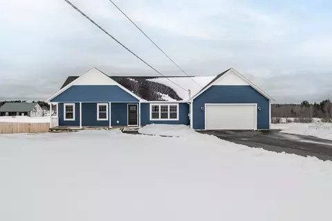 133 Amberside Dr, Hermon, ME 04401 photo 1