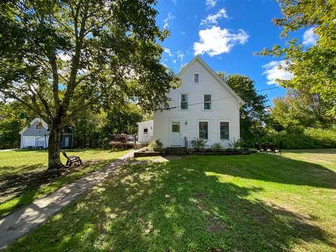 7 Tamarack Rd, Friendship, ME 04547