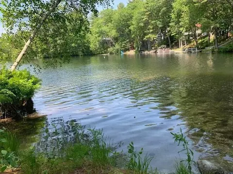 160 Anglers Rd, Windham, ME 04062