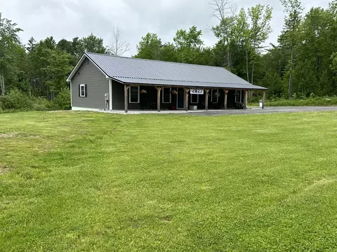 135 Marsh Rd, Belfast, ME 04915 photo 1