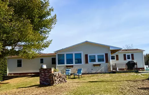 4 Marshview Ln, Southwest Harbor, ME 04679