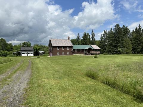 118 North Rd, Dixmont, ME 04932