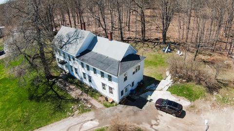 86 Winn Rd, Falmouth, ME 04105