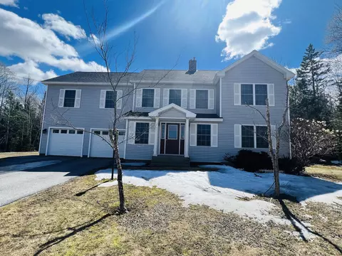 71 Maxfield Dr, Orono, ME 04473 photo 1