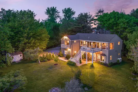 32 Nirvana Ln, Wells, ME 04090