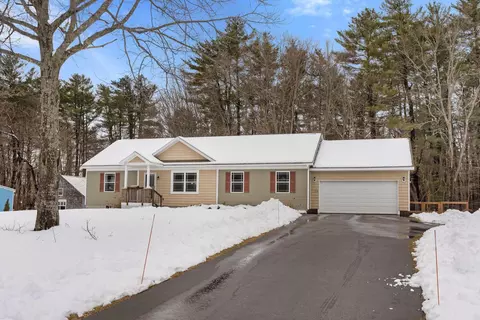 33 Beech Rd, Eliot, ME 03903 photo 1