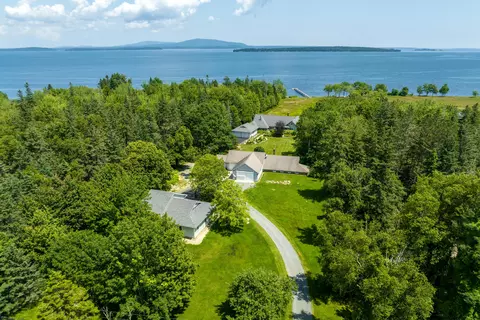 93 Harriman Point Rd, Brooklin, ME 04616