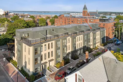 43 Winter St #43, Portland, ME 04101