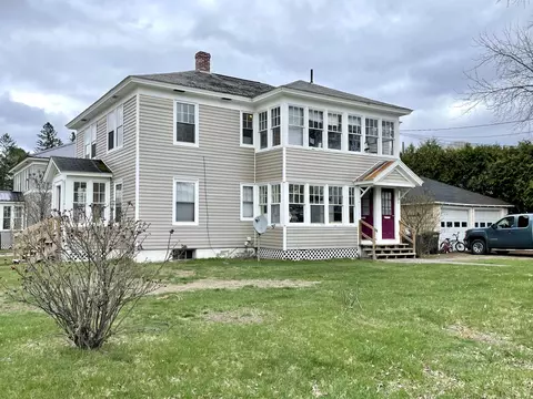 164 Silver St, Waterville, ME 04901 photo 1