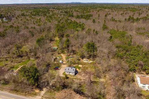 1922 Post Rd, Wells, ME 04090