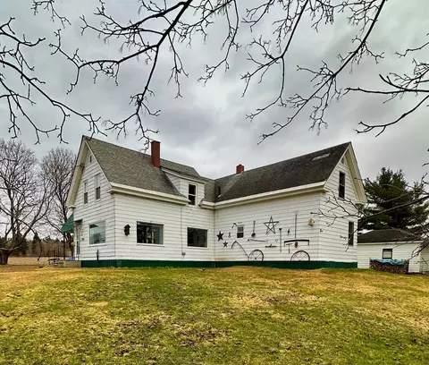 1574 Main Street St, Mapleton, ME 04757 photo 1