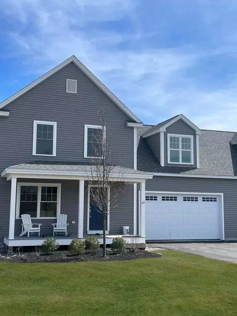 50 Windswept Dr #33, Gorham, ME 04038