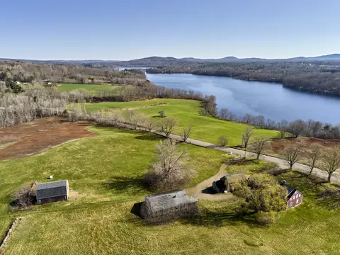2740 Western Rd, Warren, ME 04864
