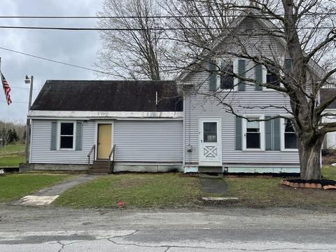 7 Mill St, Sangerville, ME 04479