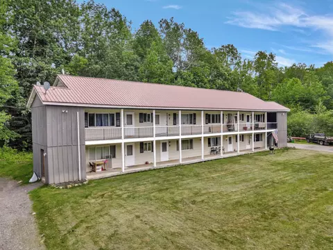 24 Manning Dr, West Gardiner, ME 04345