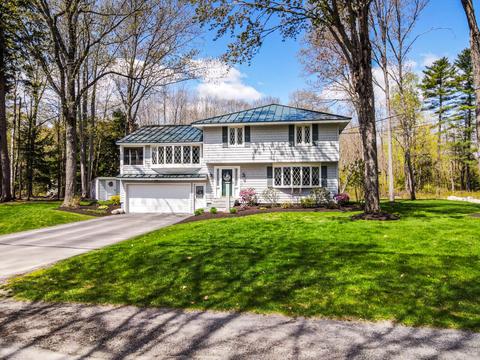 6 Frankwood Dr, Winslow, ME 04901