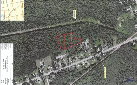 64 Sanford Ave, Milo, ME 04463 photo 2