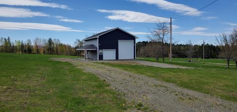 700 Old County Rd, Etna, ME 04434